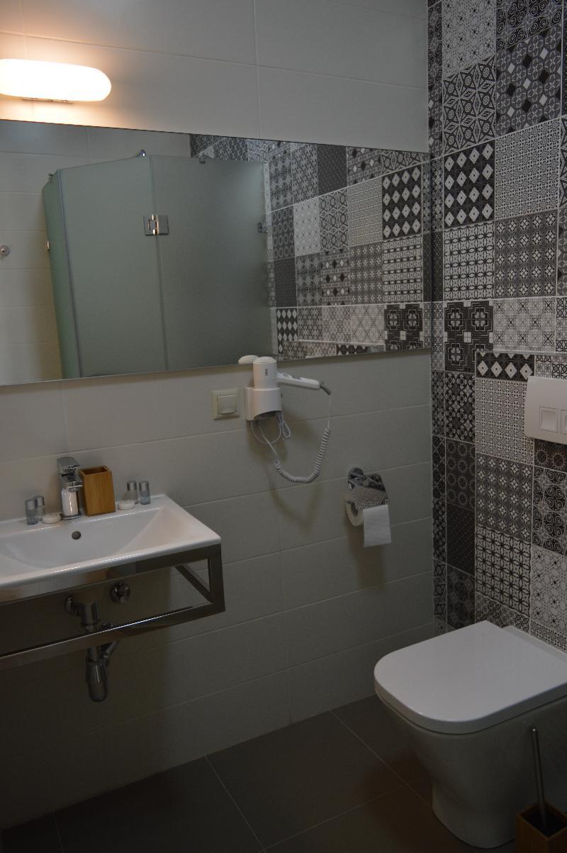 Wine Hotel Chisinau Ngoại thất bức ảnh
