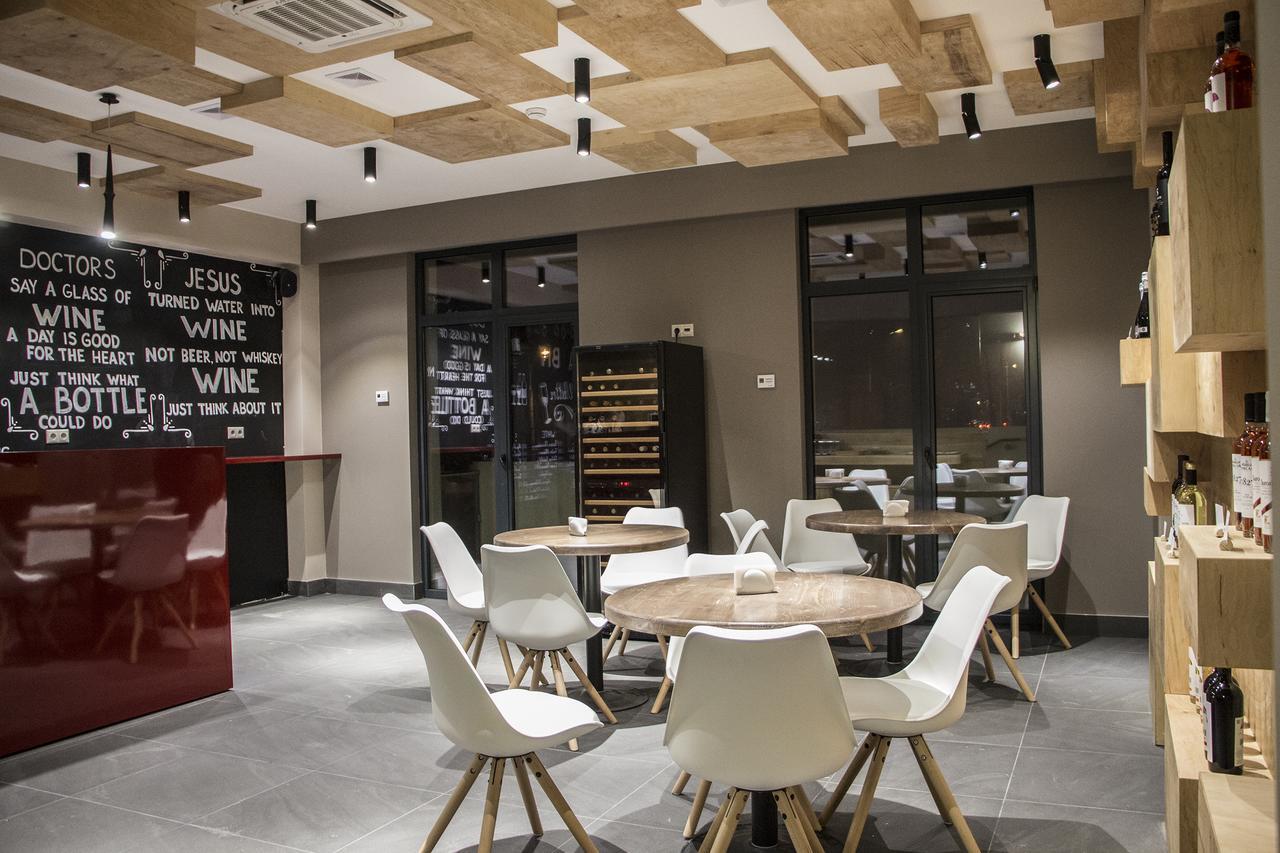Wine Hotel Chisinau Ngoại thất bức ảnh