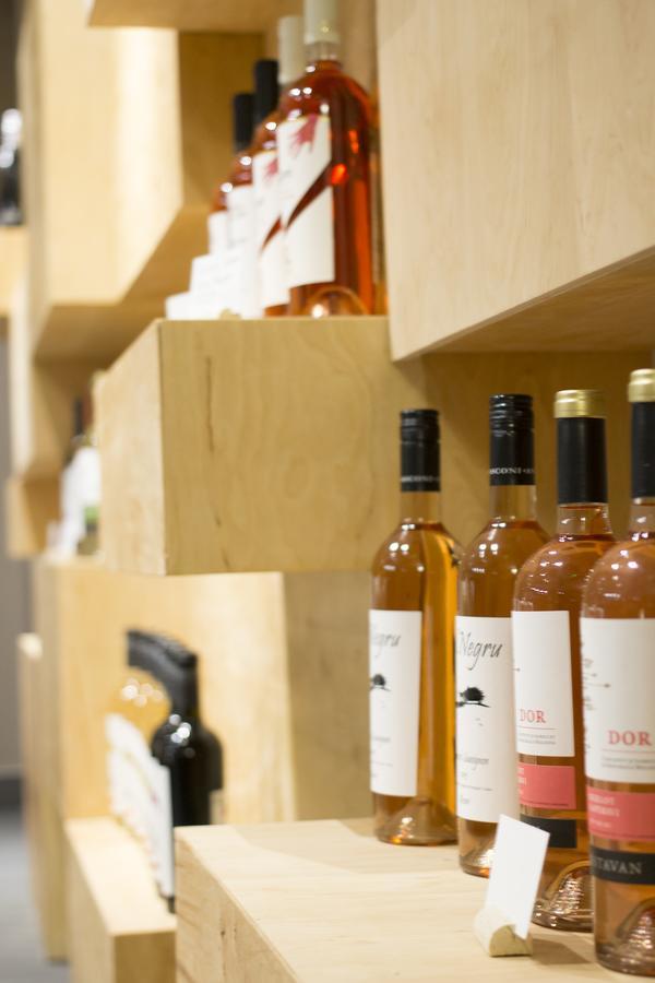 Wine Hotel Chisinau Ngoại thất bức ảnh