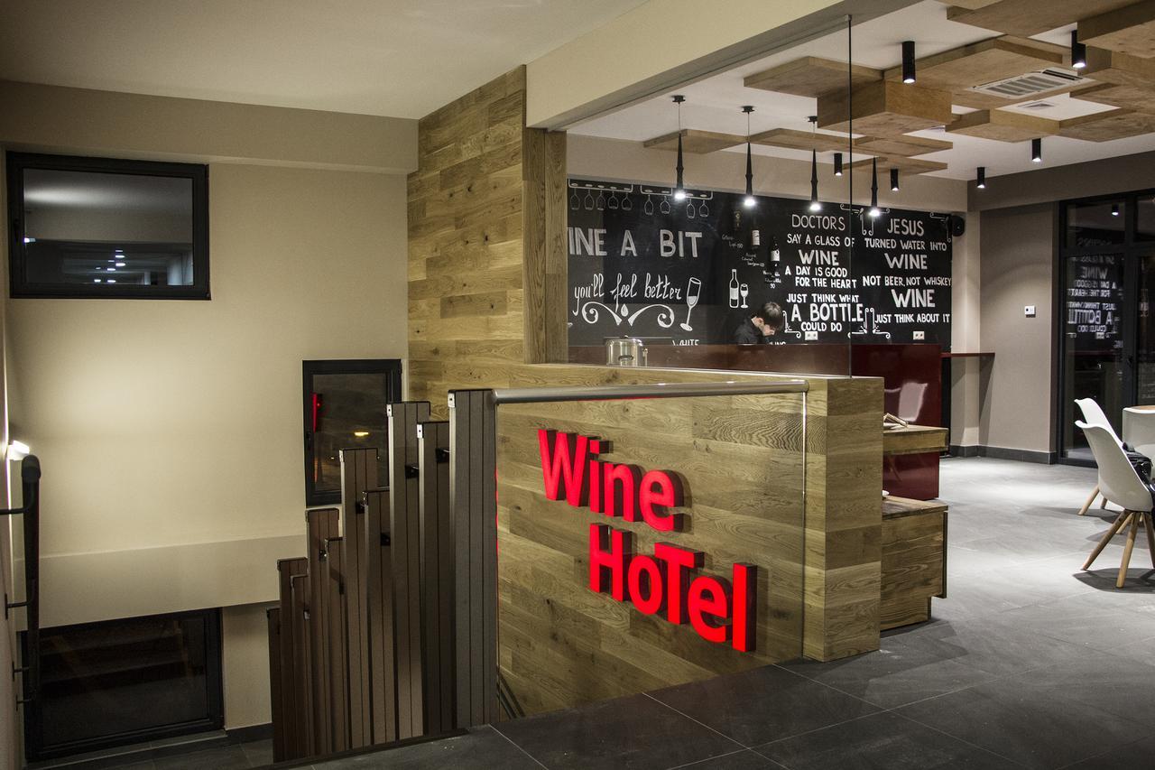 Wine Hotel Chisinau Ngoại thất bức ảnh
