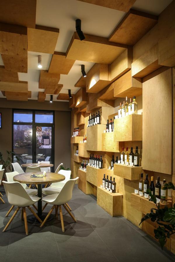 Wine Hotel Chisinau Ngoại thất bức ảnh