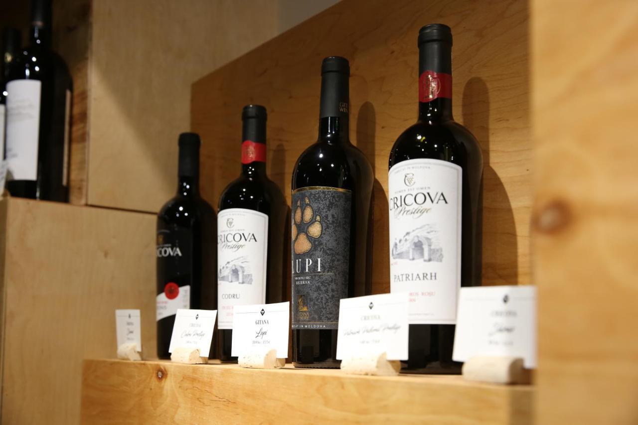 Wine Hotel Chisinau Ngoại thất bức ảnh